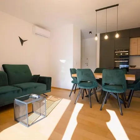 Апартаменты Luka Luxury Penthouse *